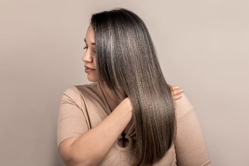 Hydrater ou nourrir ses cheveux, quelles différences ?